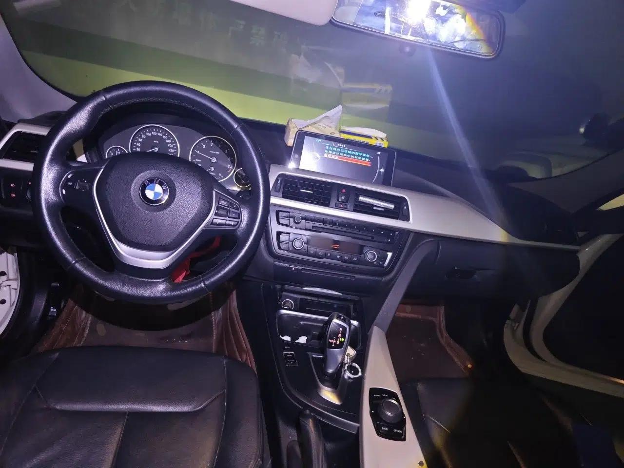BMW 3 Series GT 2013 320i Leading Model — миниатюра 10