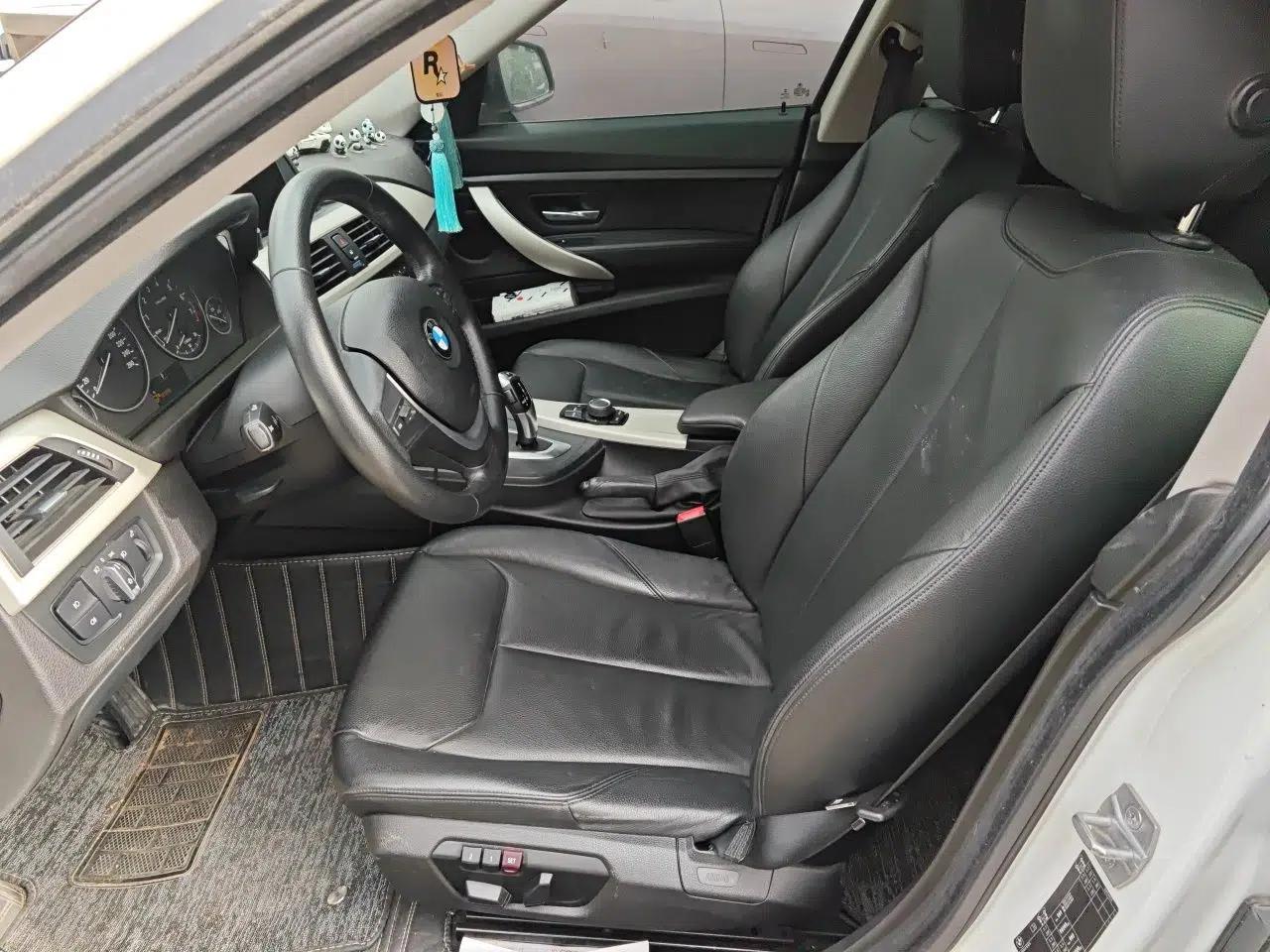 BMW 3 Series GT 2014 320i Leading Model — миниатюра 16