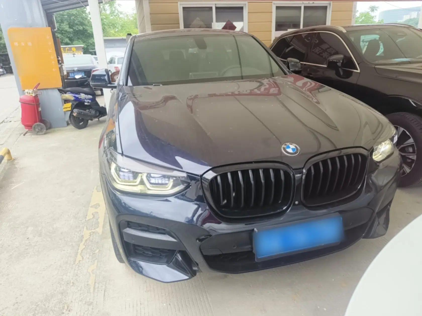BMW X4 2021 xDrive 25i M Sport Night Edition package — миниатюра 2