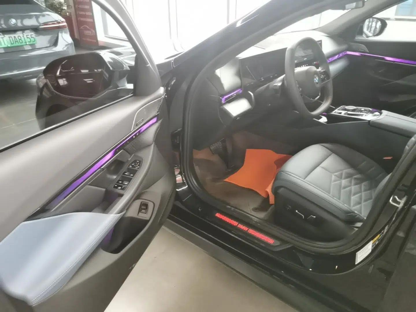 BMW i5 2024 eDrive 35L Prestige Luxury Package — миниатюра 18