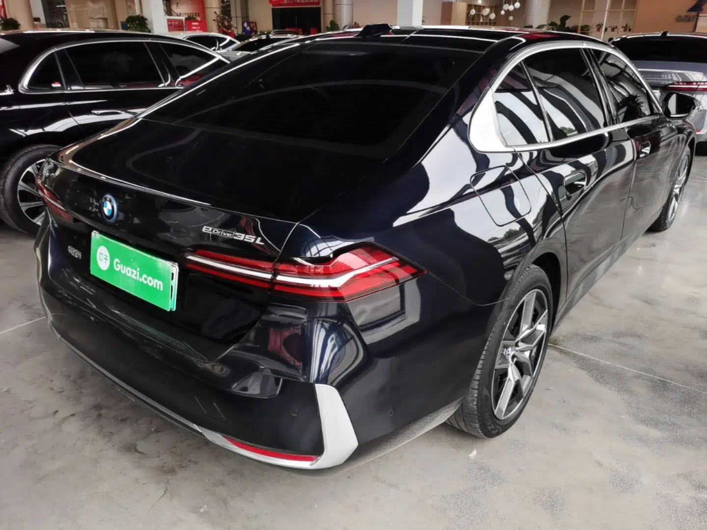 BMW i5 2024 eDrive 35L Prestige Luxury Package — миниатюра 4