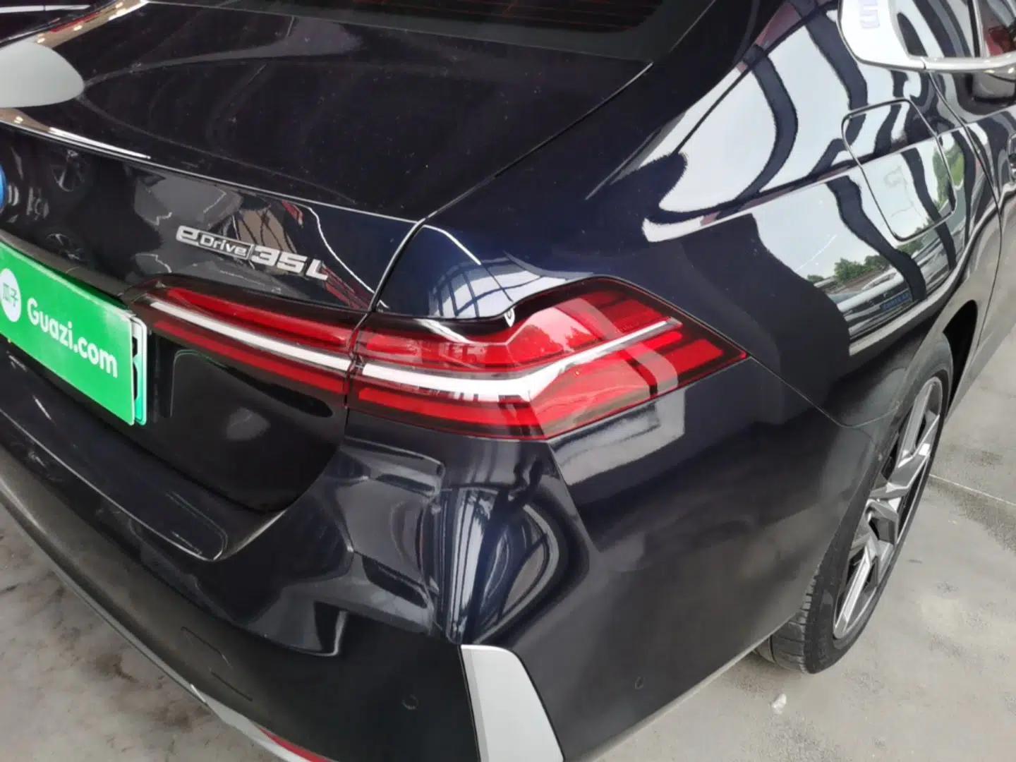 BMW i5 2024 eDrive 35L Prestige Luxury Package — миниатюра 8
