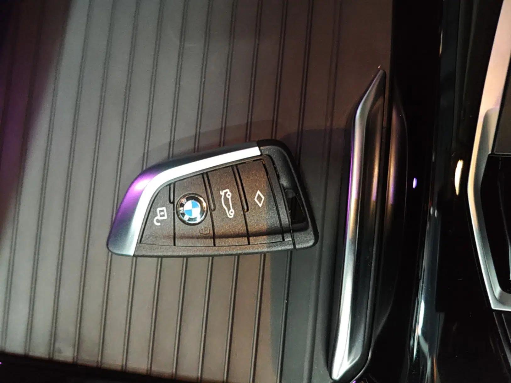 BMW iX3 2023 Leading Model — миниатюра 12