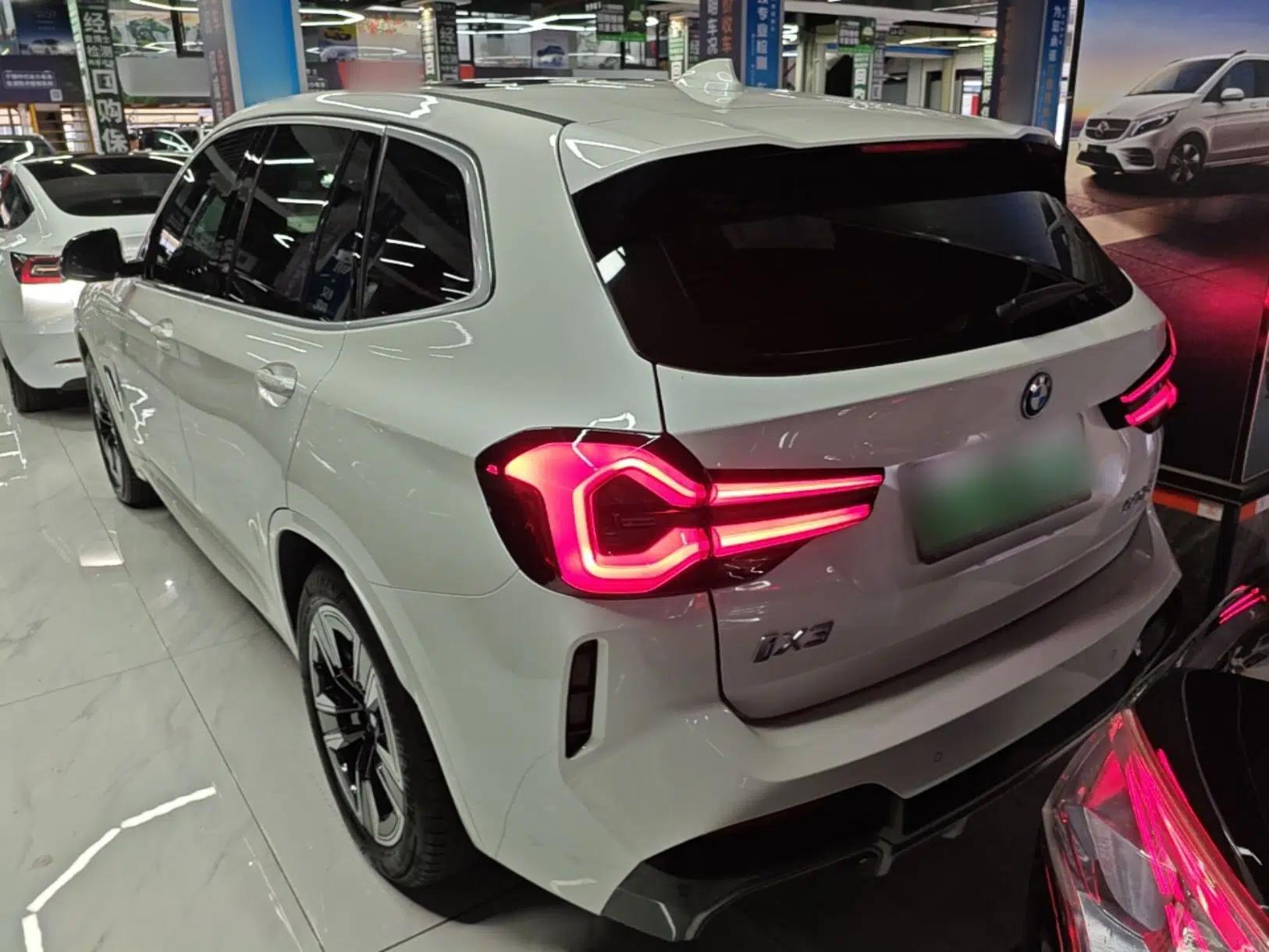 BMW iX3 2023 Leading Model — миниатюра 4