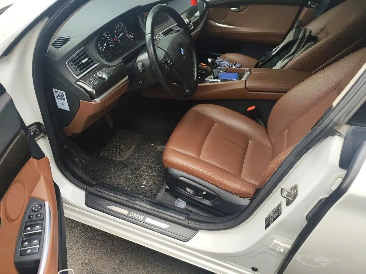 BMW 5 Series GT 2014 528i Leading Model — миниатюра 16
