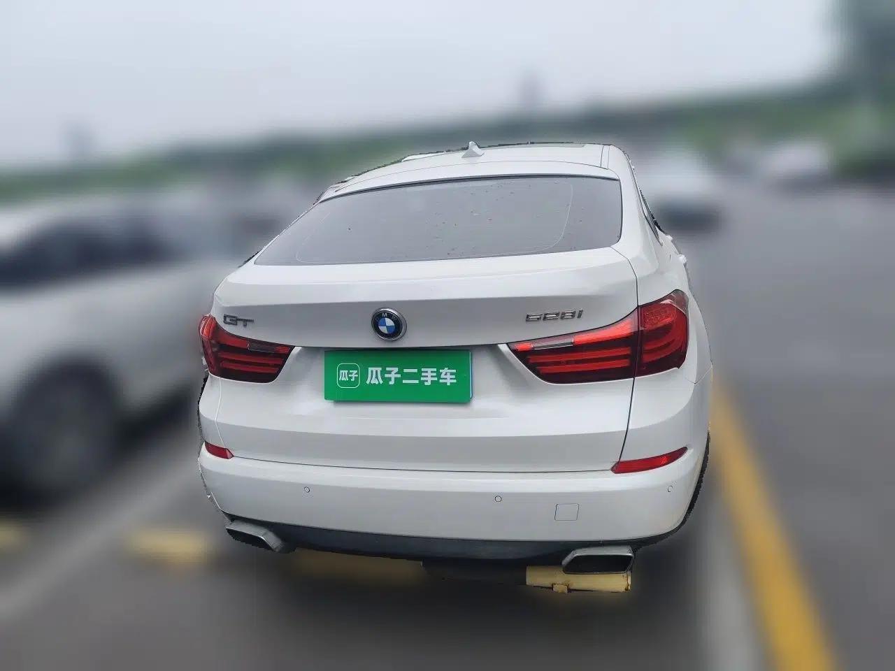 BMW 5 Series GT 2014 528i Leading Model — миниатюра 5