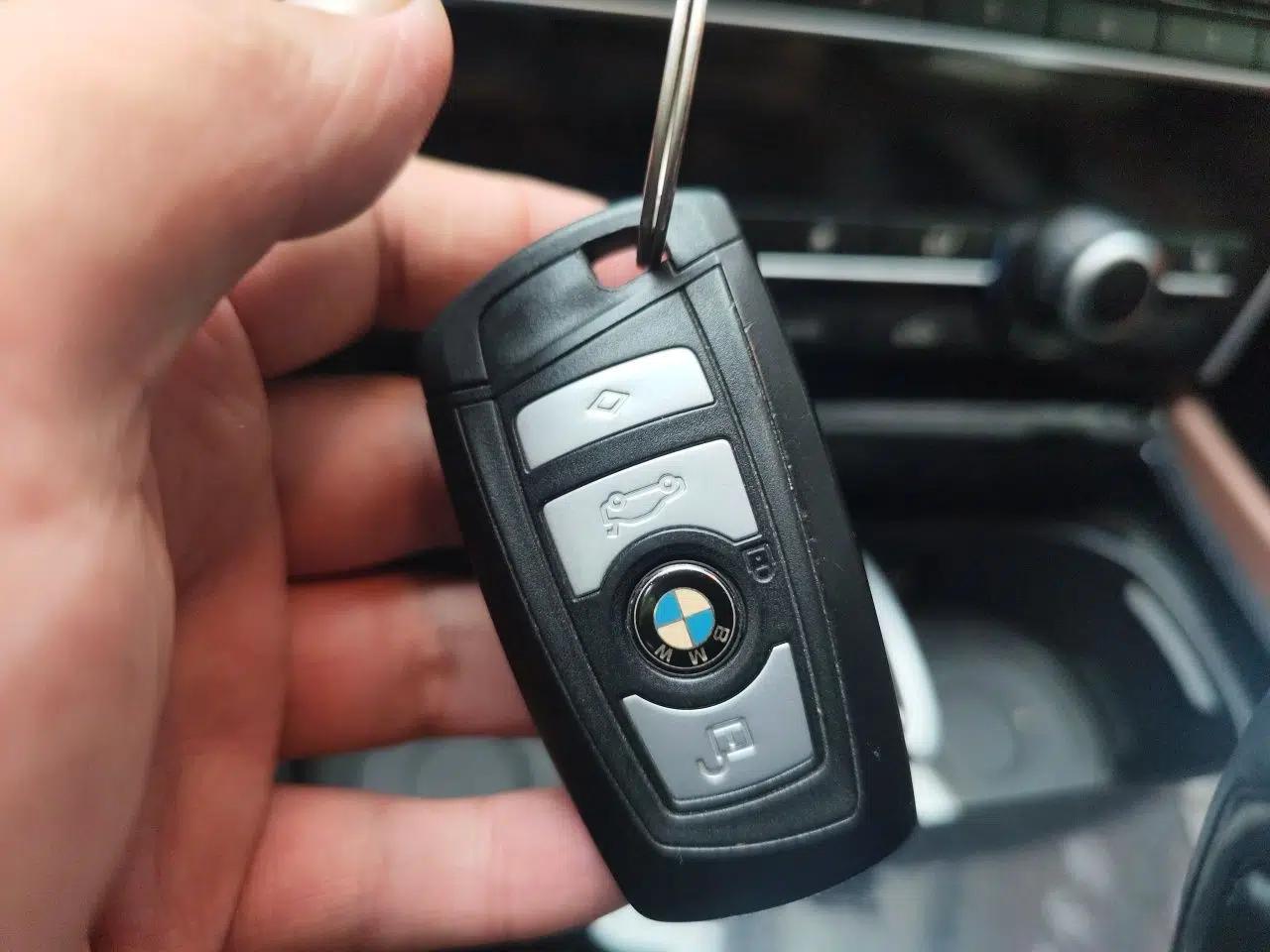 BMW 5 Series GT 2014 528i Leading Model — миниатюра 9