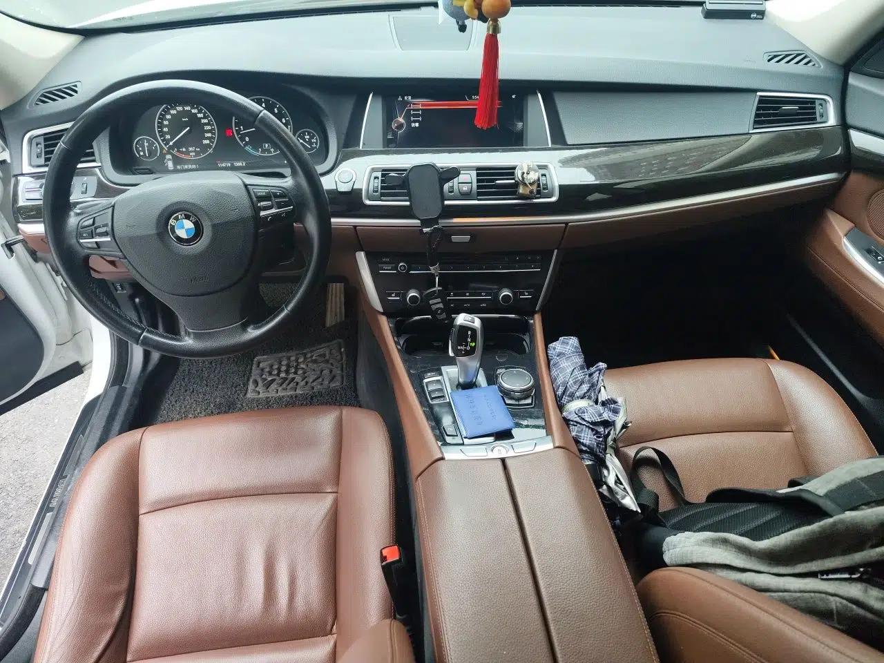 BMW 5 Series GT 2014 528i Leading Model — миниатюра 10