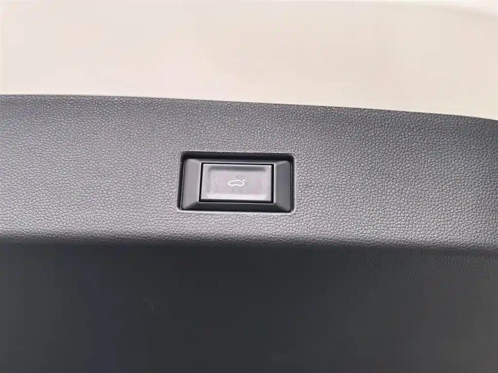 XPeng G3 2022 G3i 460N — миниатюра 13
