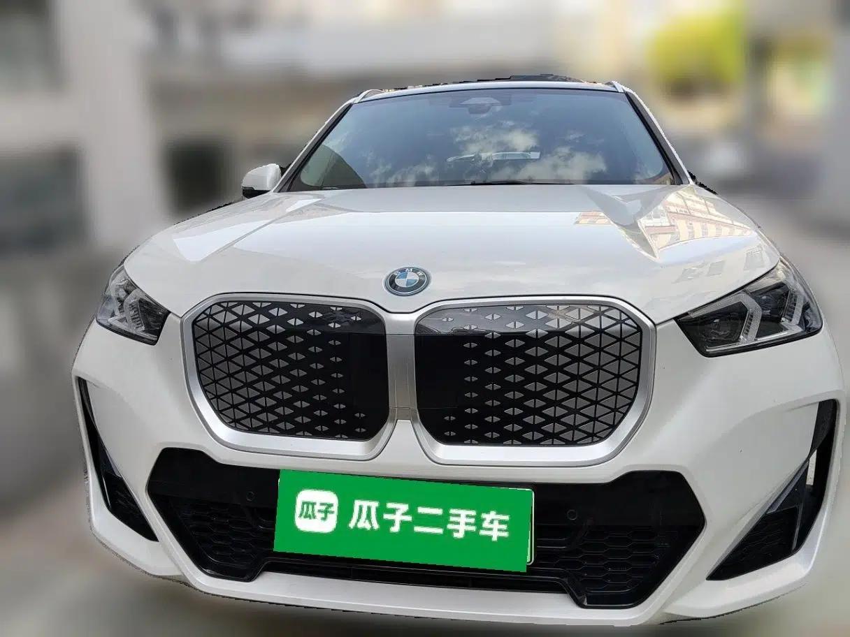 BMW iX1 2023 eDrive25L M Sport Package — миниатюра 2