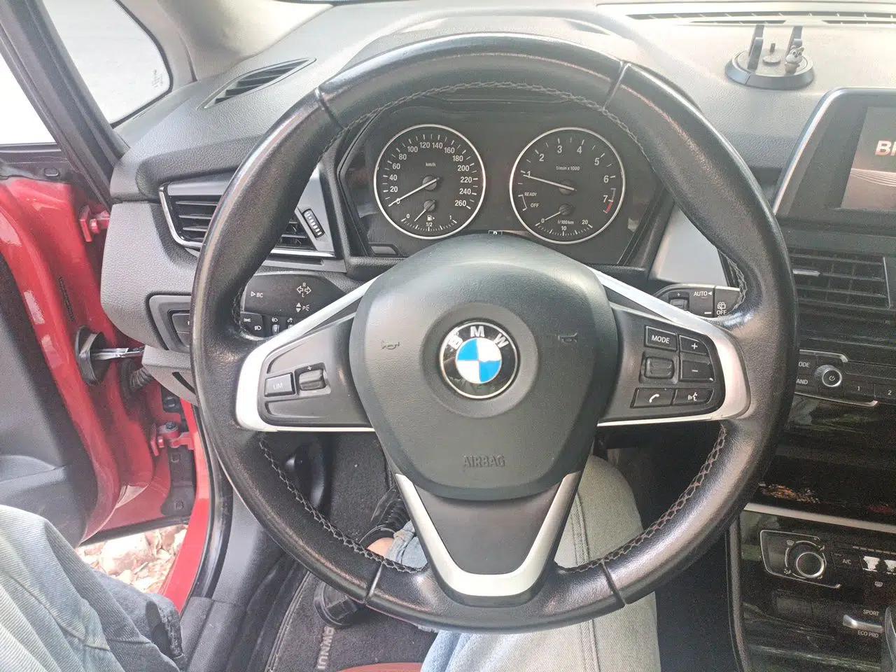 BMW 2 Series Active Tourer 2016 218i Fashion Model — миниатюра 11