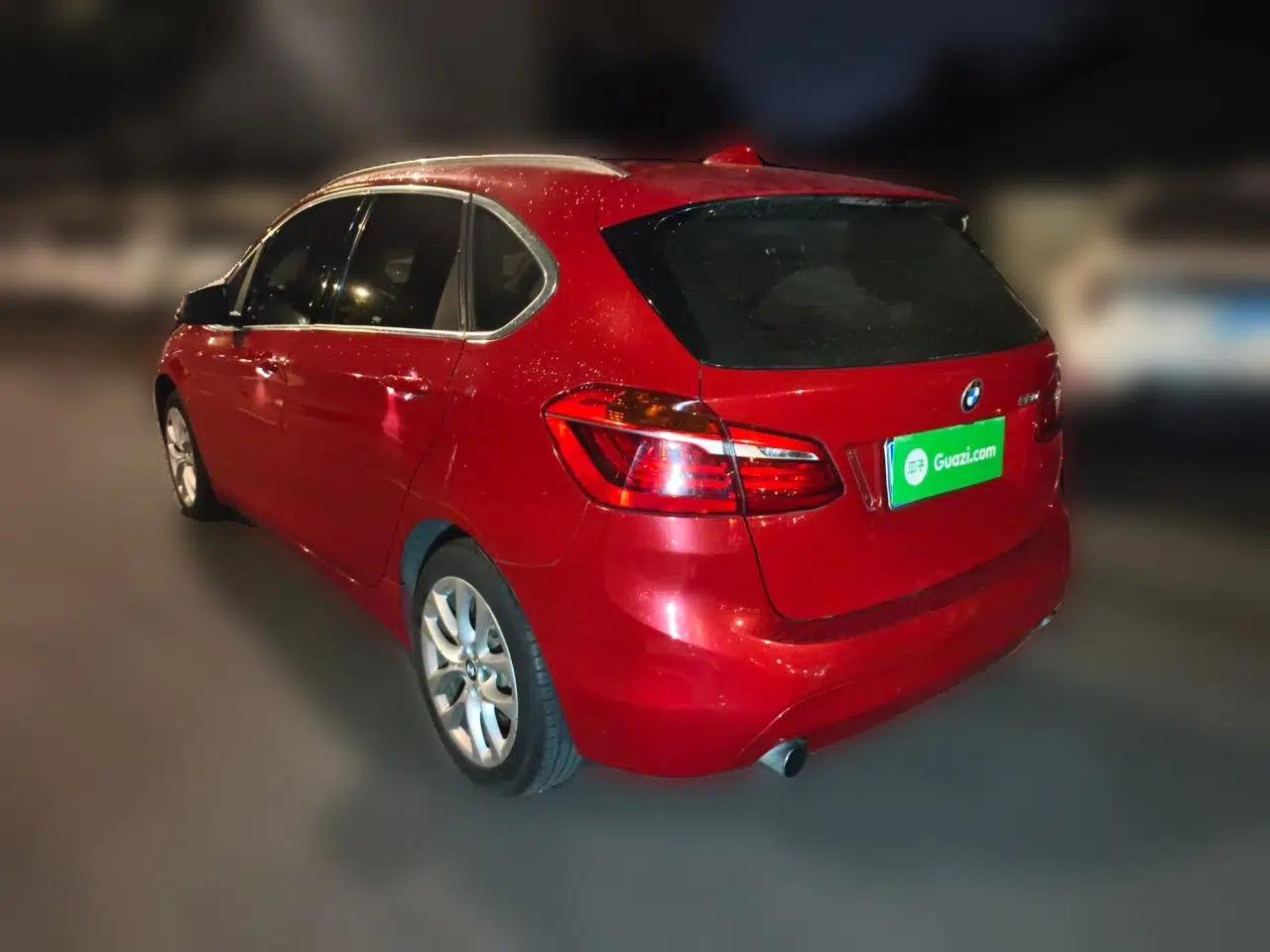BMW 2 Series Active Tourer 2016 220i Luxury Edition — миниатюра 4