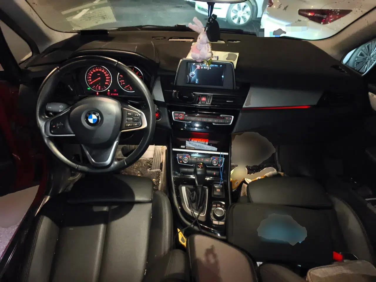 BMW 2 Series Active Tourer 2016 220i Luxury Edition — миниатюра 10