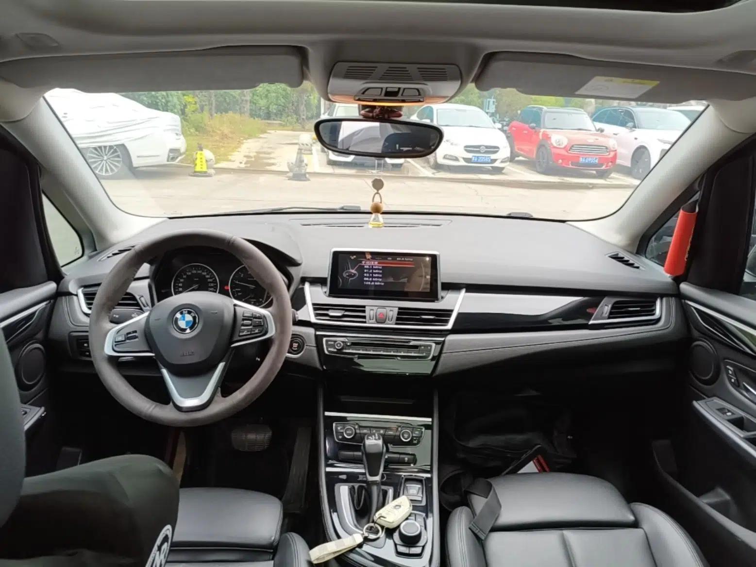 BMW 2 Series Active Tourer 2016 218i Sports Design Package — миниатюра 13