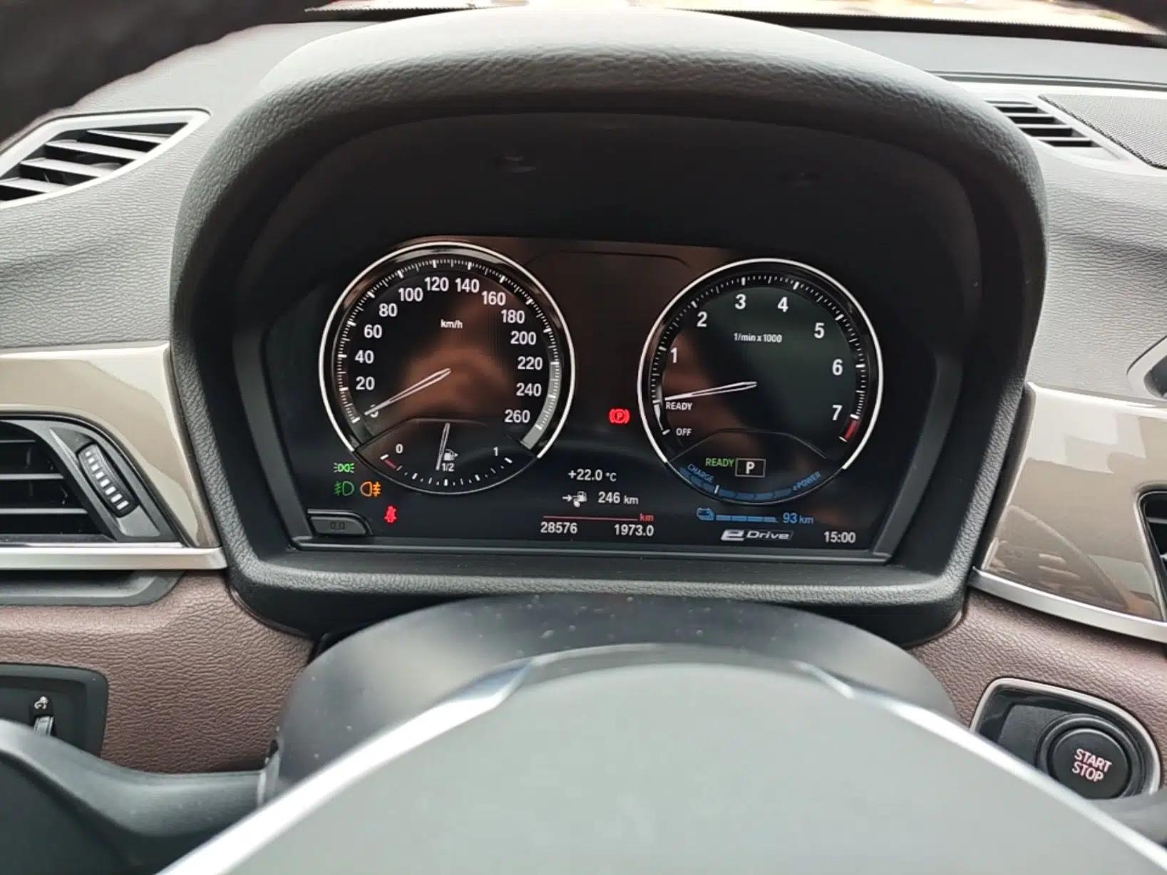 BMW X1 New Energy 2019 xDrive25Le Mileage Upgrade Version — миниатюра 15