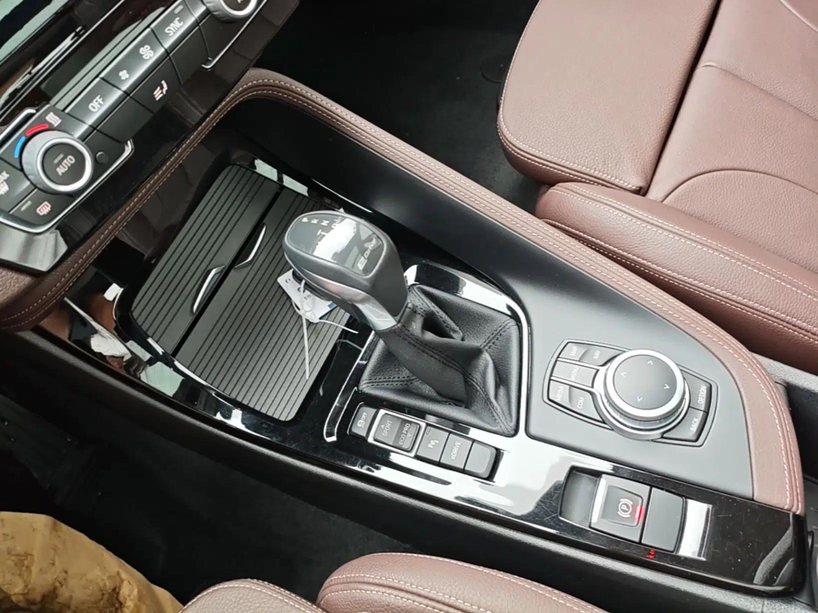 BMW X1 New Energy 2019 xDrive25Le Mileage Upgrade Version — миниатюра 17