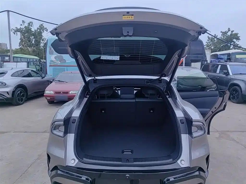 Xiaomi YU7 2025 Model - Long Battery Life Rear-Wheel Drive Edition — миниатюра 19