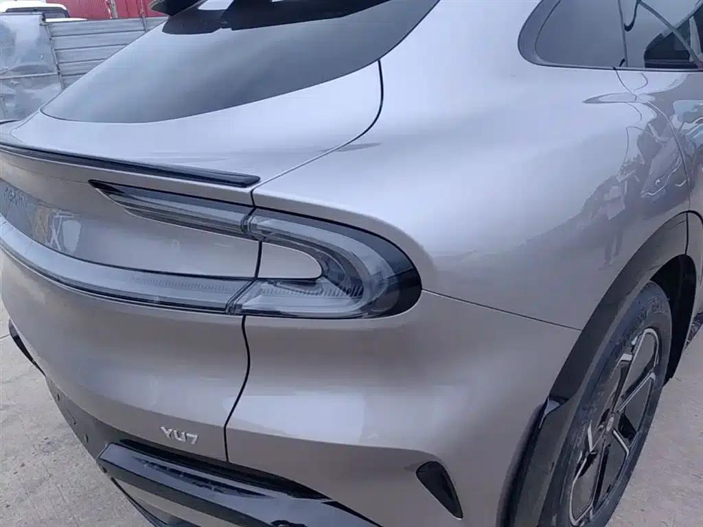 Xiaomi YU7 2025 Model - Long Battery Life Rear-Wheel Drive Edition — миниатюра 8