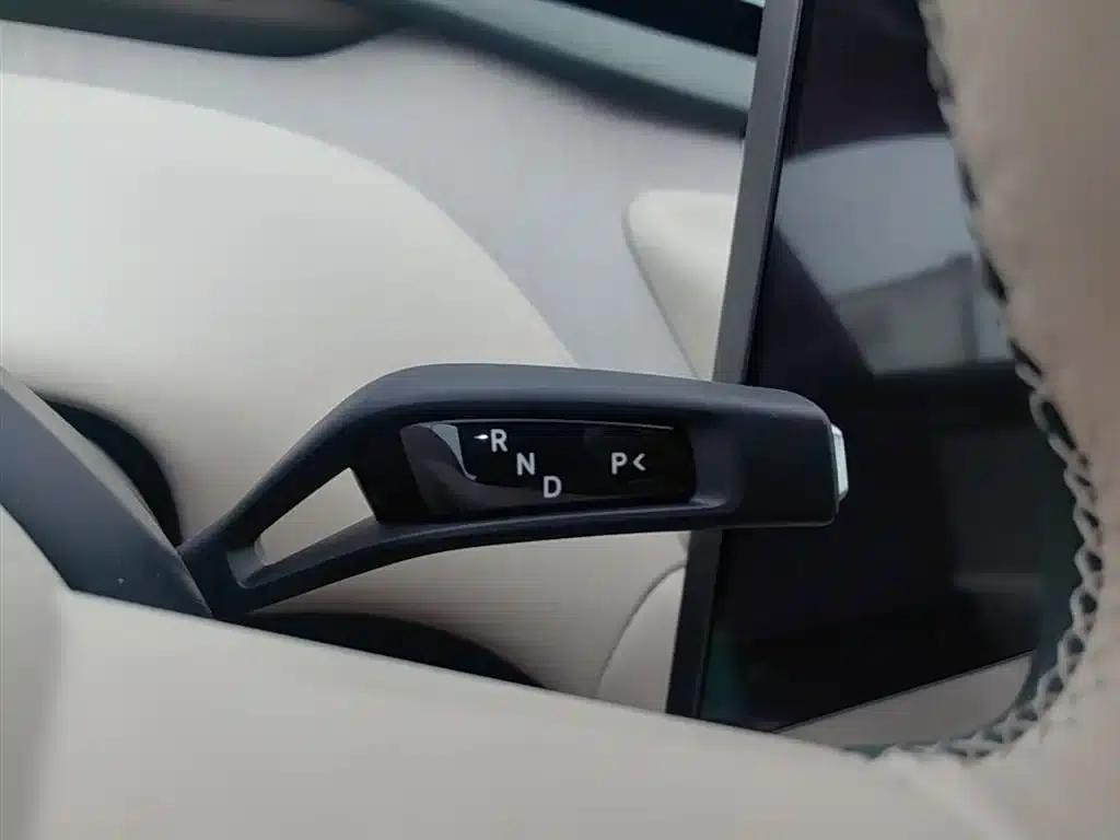 Xiaomi YU7 2025 Model - Long Battery Life Rear-Wheel Drive Edition — миниатюра 14