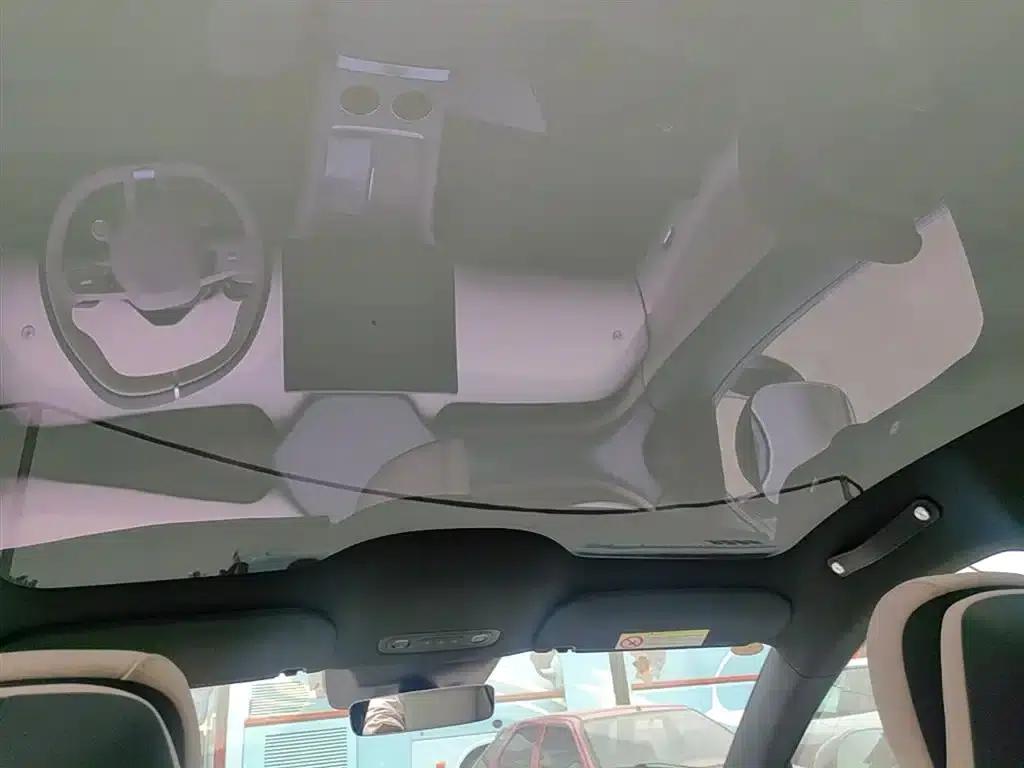 Xiaomi YU7 2025 Model - Long Battery Life Rear-Wheel Drive Edition — миниатюра 18
