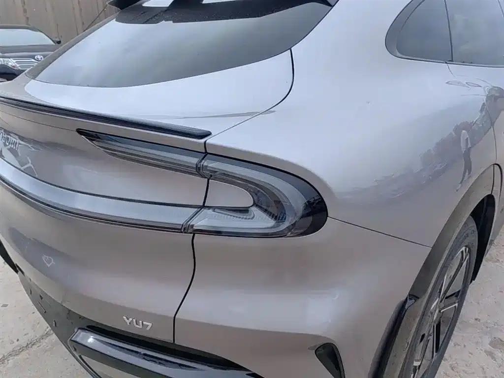 Xiaomi YU7 2025 Model - Long Battery Life Rear-Wheel Drive Edition — миниатюра 8