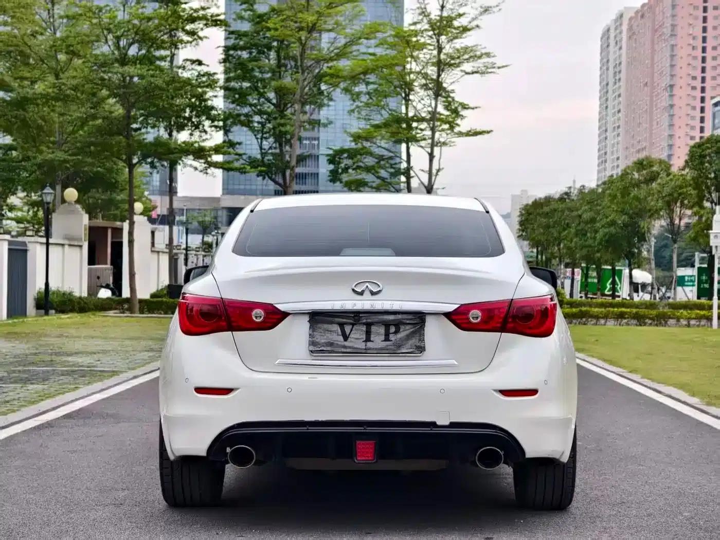Infiniti Q50L 2015 2.0T Sport Edition — миниатюра 7