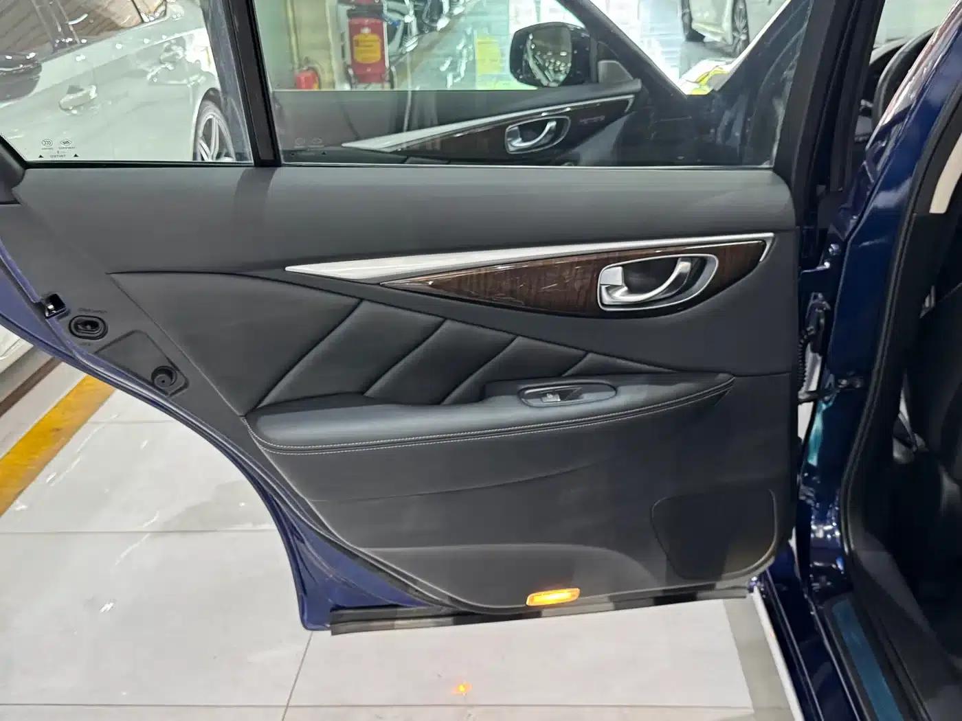 Infiniti Q50L 2018 2.0T Luxury Sport Edition (China VI Emission Standard) — миниатюра 27