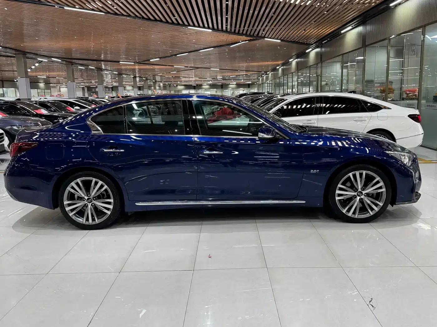 Infiniti Q50L 2018 2.0T Luxury Sport Edition (China VI Emission Standard) — миниатюра 4