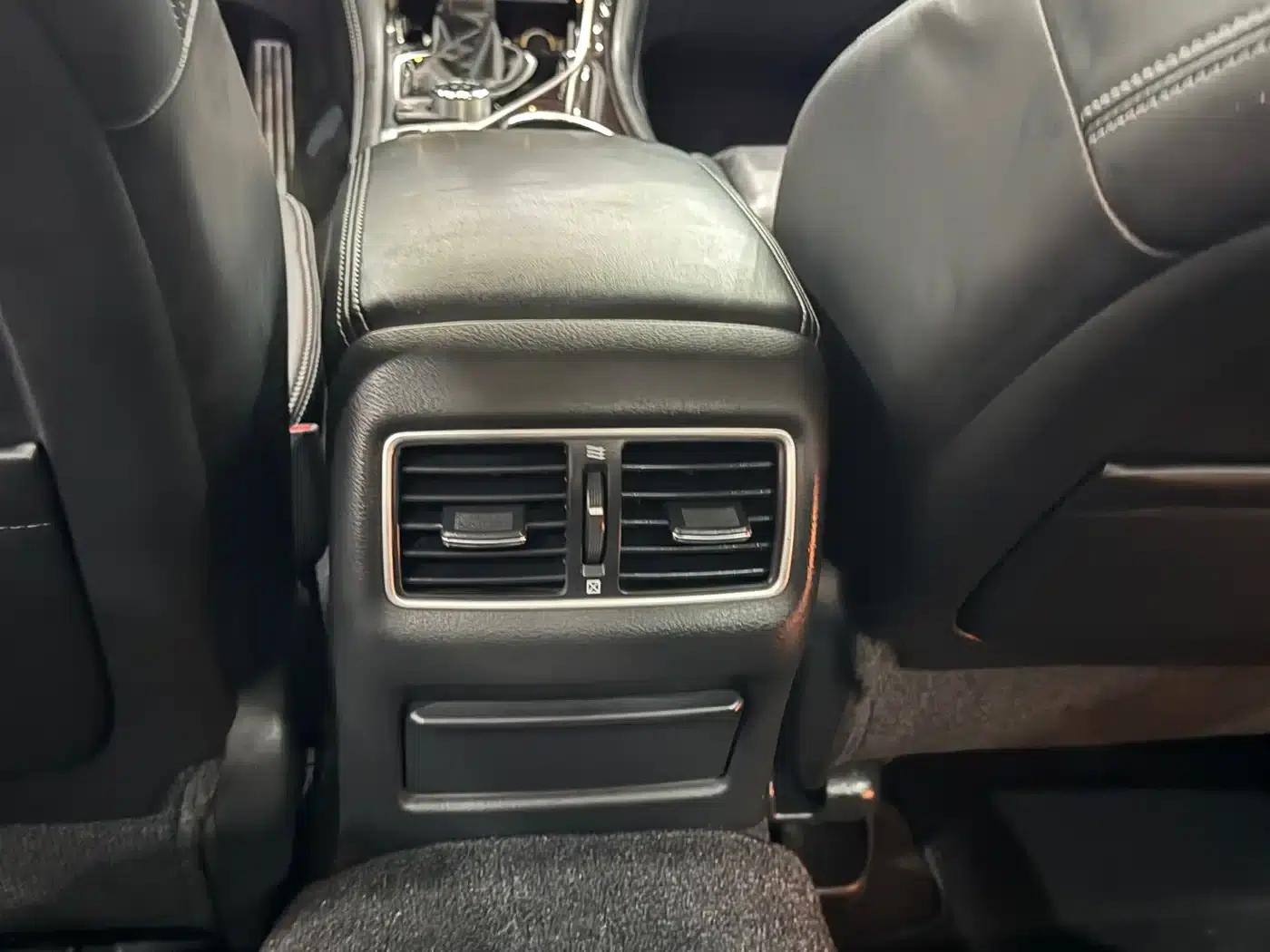 Infiniti Q50L 2018 2.0T Luxury Sport Edition (China VI Emission Standard) — миниатюра 31