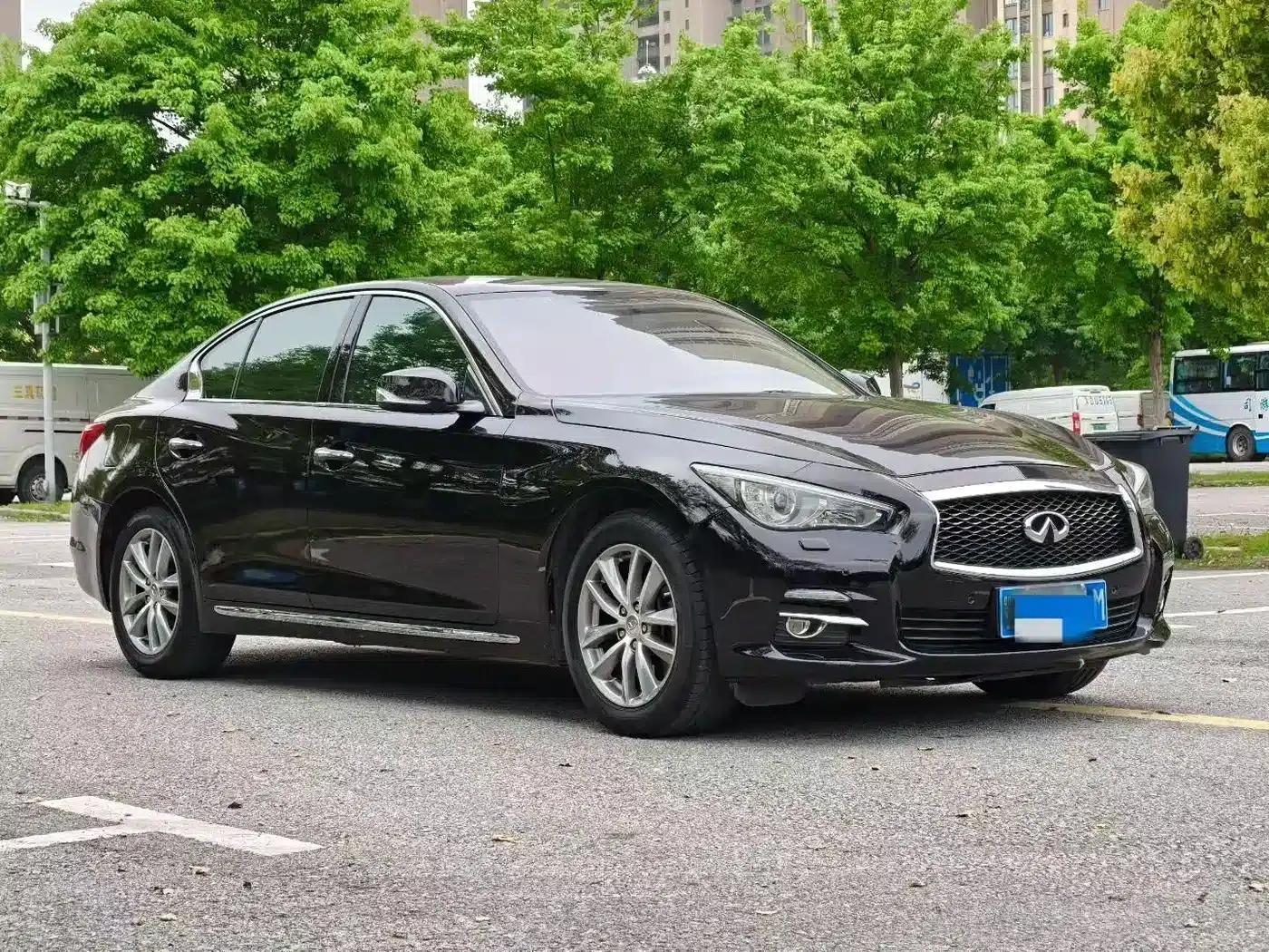 Infiniti Q50L 2016 2.0T Enjoy Edition — миниатюра 3