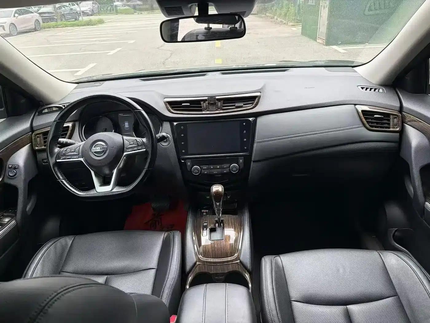 Infiniti Q50L 2016 2.0T Enjoy Edition — миниатюра 7