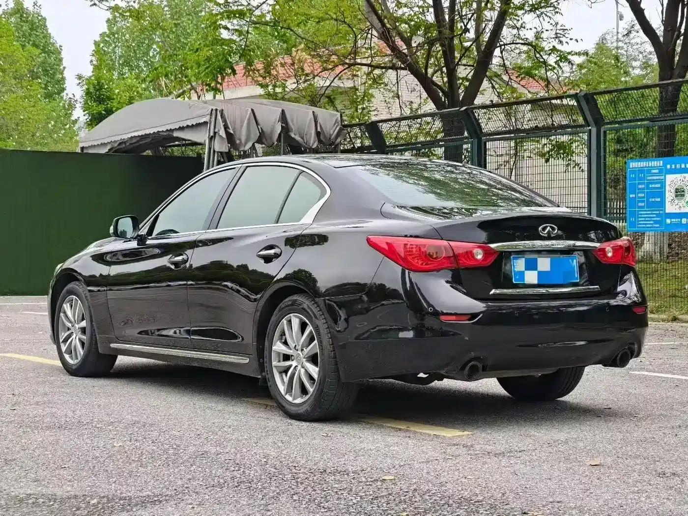 Infiniti Q50L 2016 2.0T Enjoy Edition — миниатюра 8