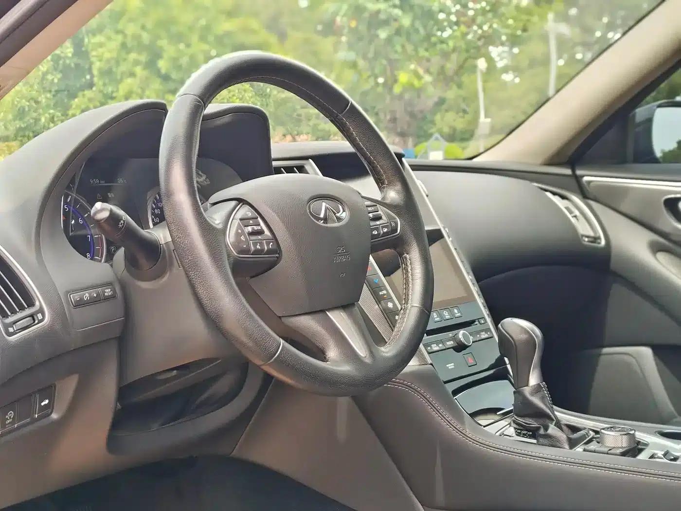 Infiniti Q50L 2016 2.0T Enjoy Edition — миниатюра 13