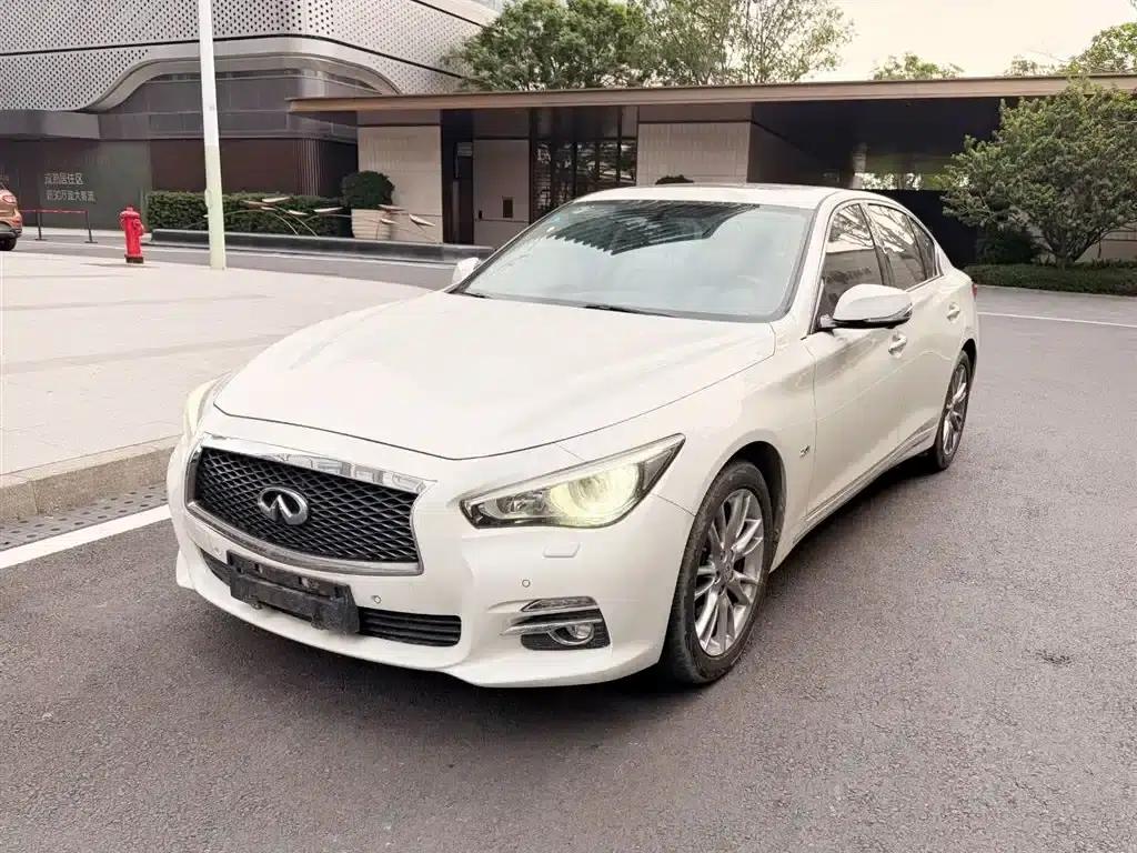 Infiniti Q50L 2016 2.0T Enjoy Edition — миниатюра 1