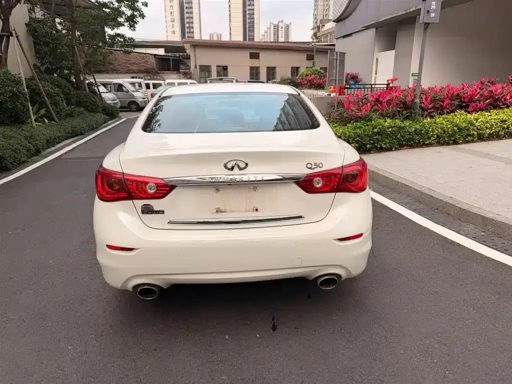 Infiniti Q50L 2016 2.0T Enjoy Edition — миниатюра 9
