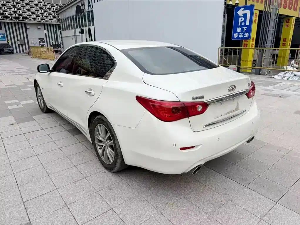 Infiniti Q50L 2016 2.0T Comfort Edition — миниатюра 8