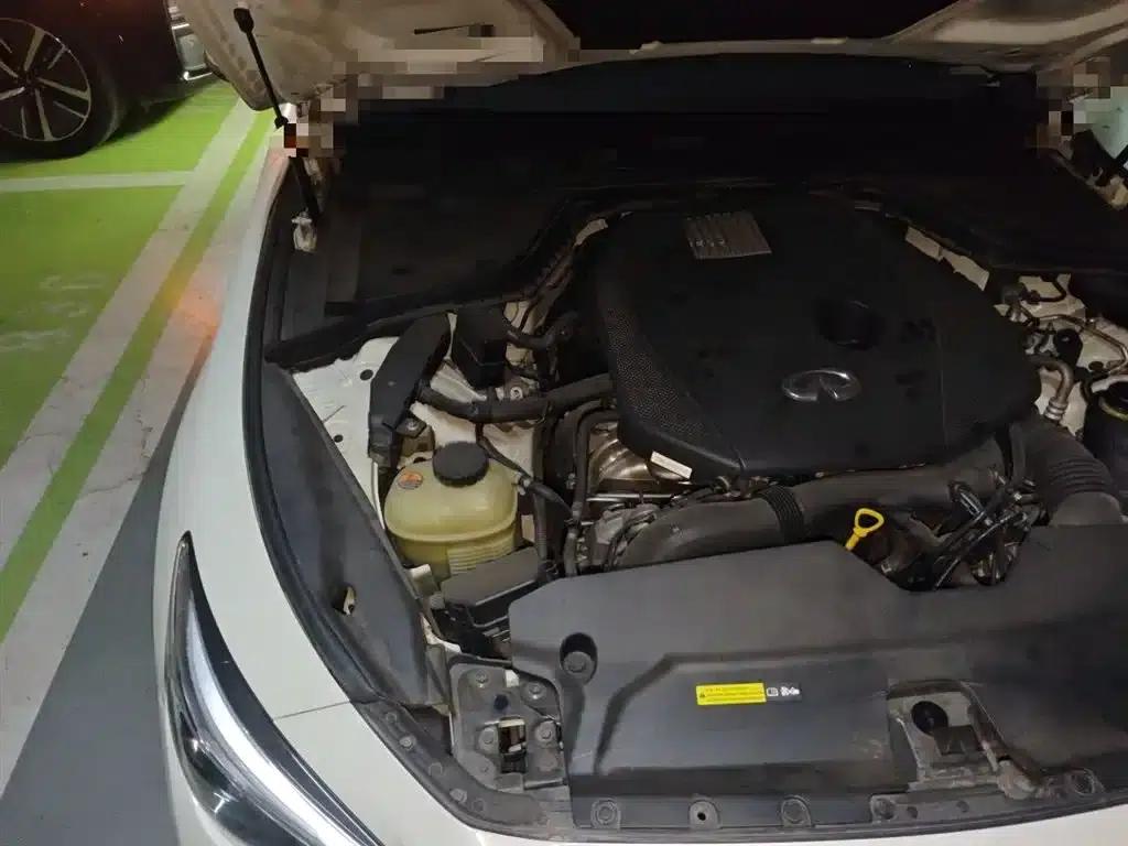 Infiniti Q50L 2016 2.0T Entry-level Edition — миниатюра 22