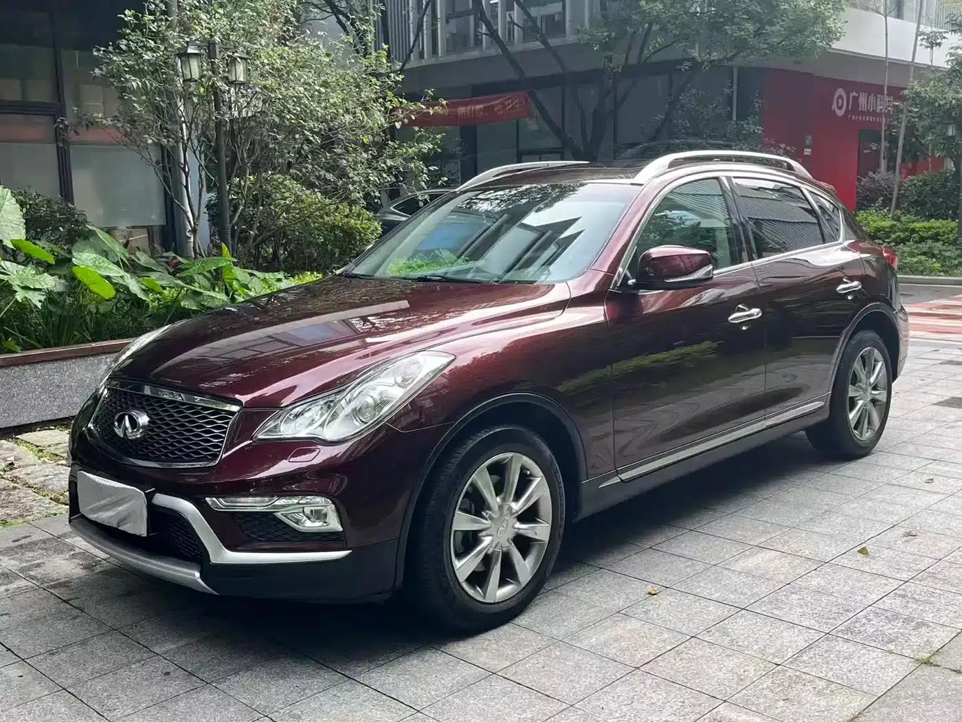 Infiniti QX50 2015 2.5L Enjoy Edition — миниатюра 1