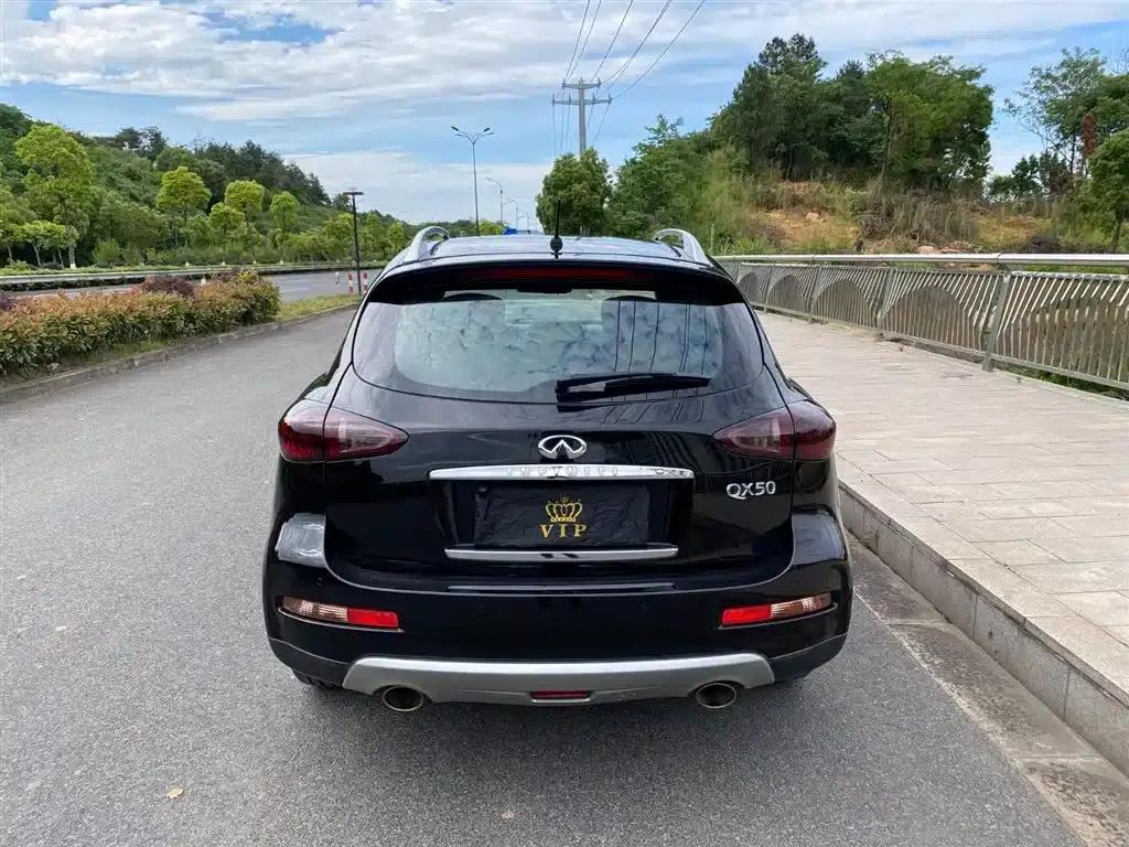 Infiniti QX50 2015 2.5L Comfort Edition — миниатюра 5