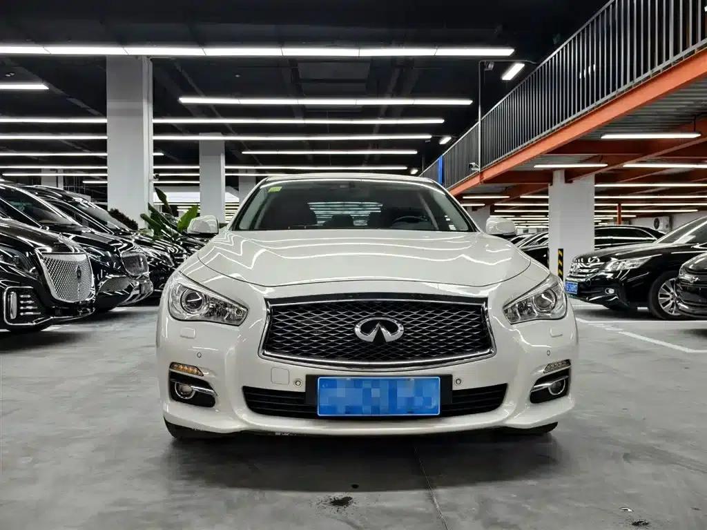 Infiniti Q50 2014 2.0T Comfort Edition — миниатюра 2