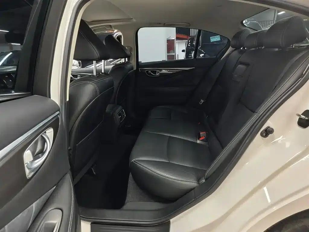 Infiniti Q50 2014 2.0T Comfort Edition — миниатюра 12