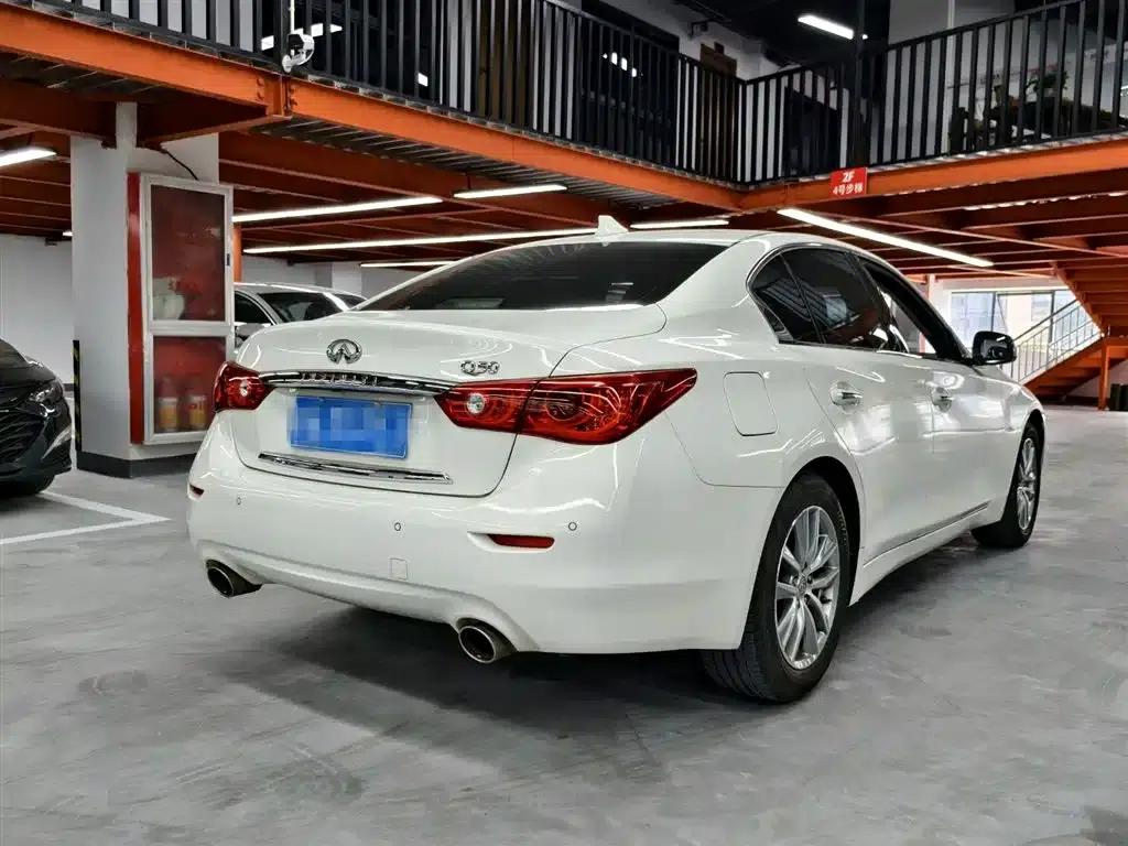 Infiniti Q50 2014 2.0T Comfort Edition — миниатюра 15
