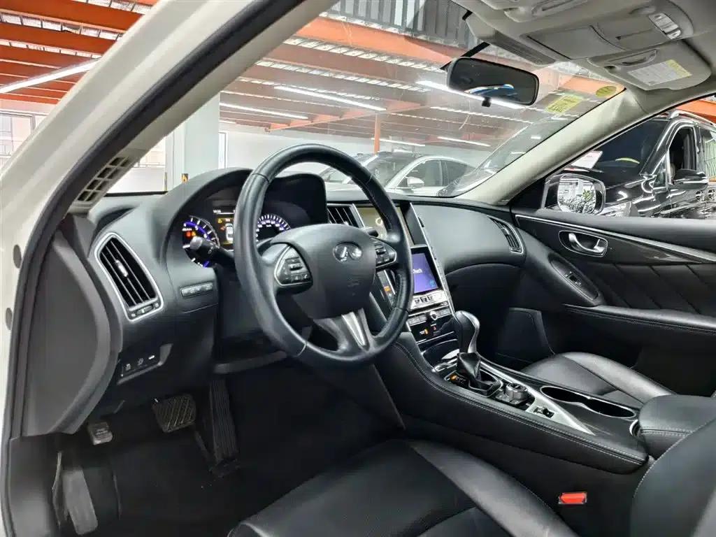 Infiniti Q50 2014 2.0T Comfort Edition — миниатюра 5