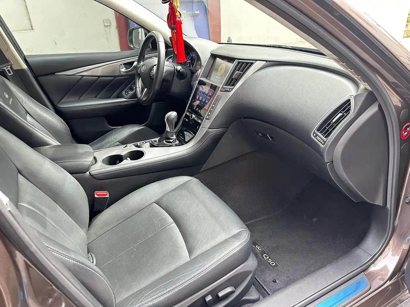 Infiniti Q50 2014 3.7L Comfort Edition — миниатюра 17