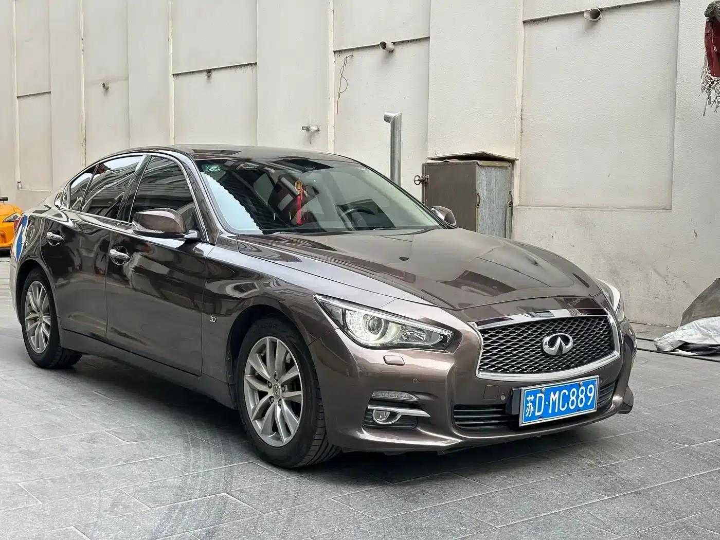 Infiniti Q50 2014 3.7L Comfort Edition — миниатюра 3