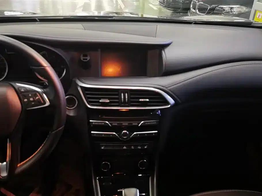 Infiniti QX30 2017 1.6T 2WD Fashion Edition — миниатюра 13