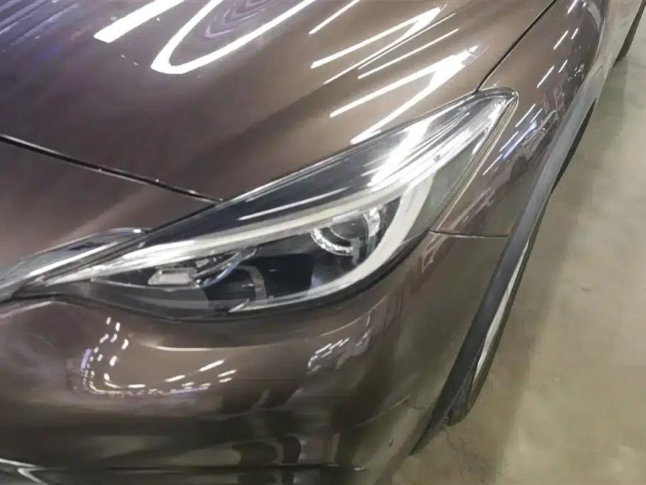 Infiniti QX30 2017 1.6T 2WD Fashion Edition — миниатюра 5