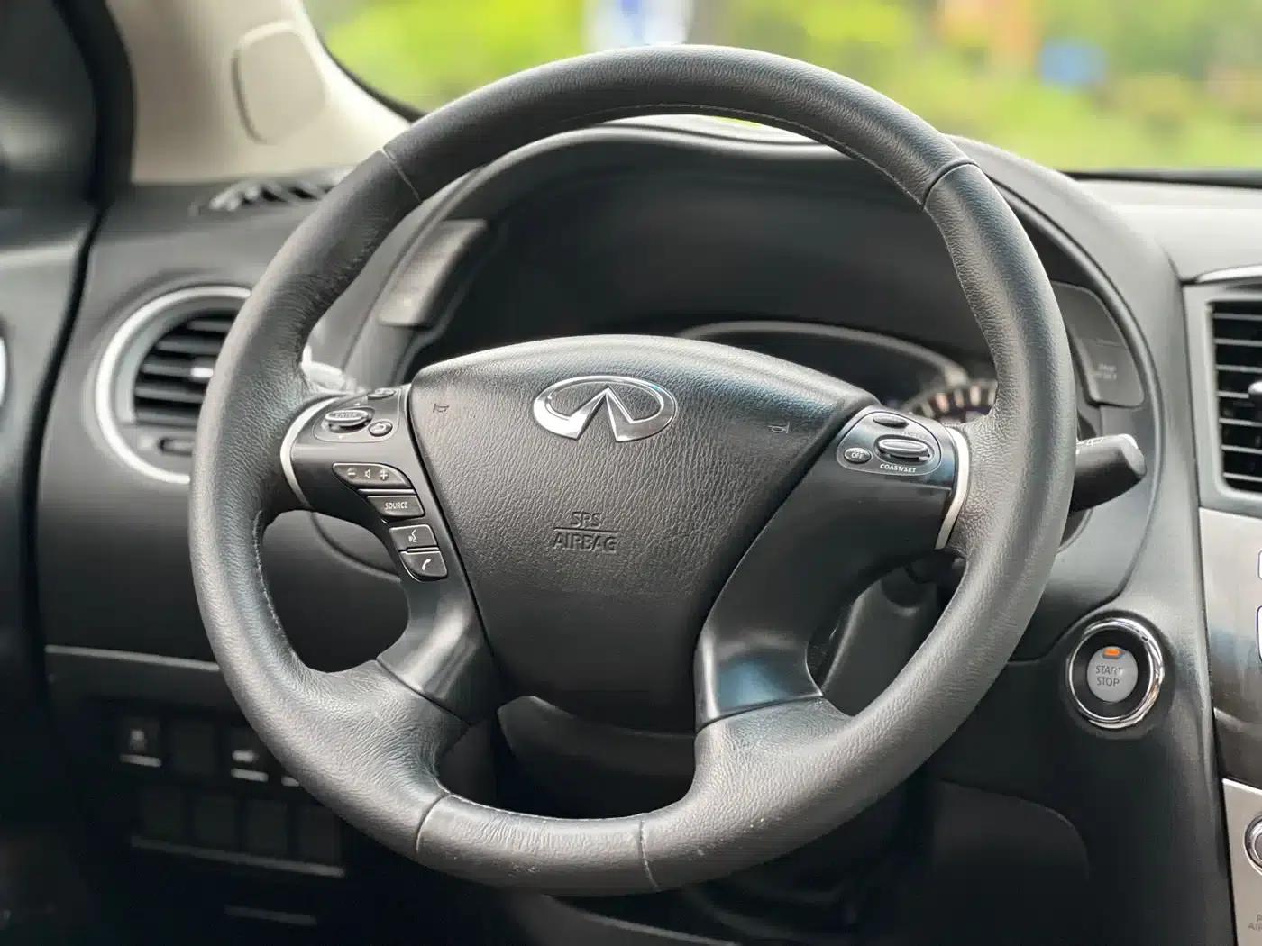 2014 Infiniti QX60 Imported Model 2.5 S/C Hybrid 2WD Excellence Edition — миниатюра 17