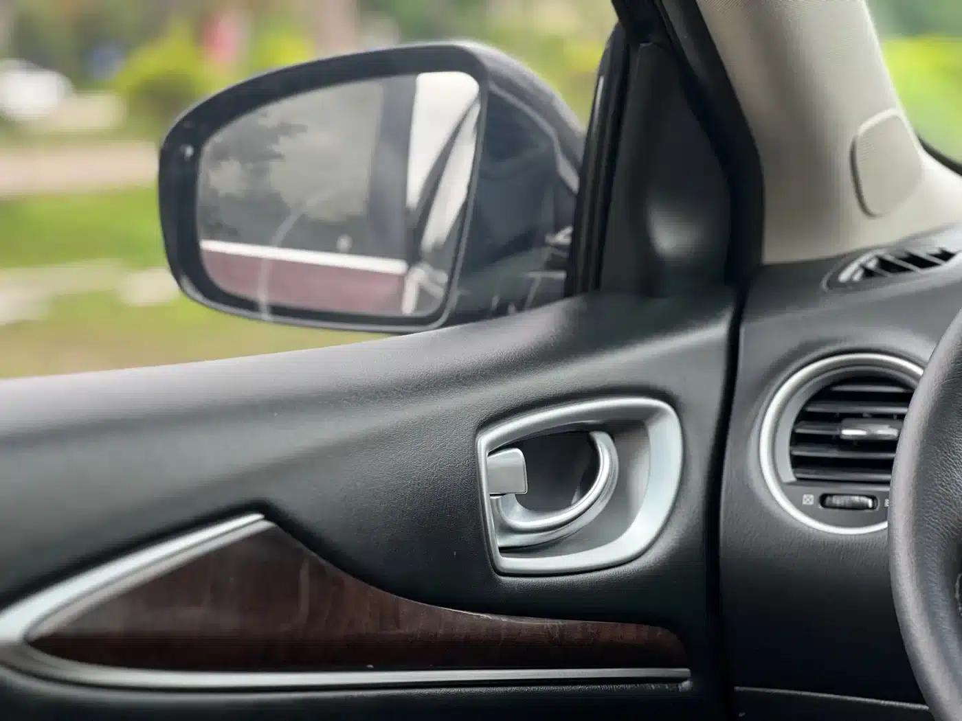 2014 Infiniti QX60 Imported Model 2.5 S/C Hybrid 2WD Excellence Edition — миниатюра 23
