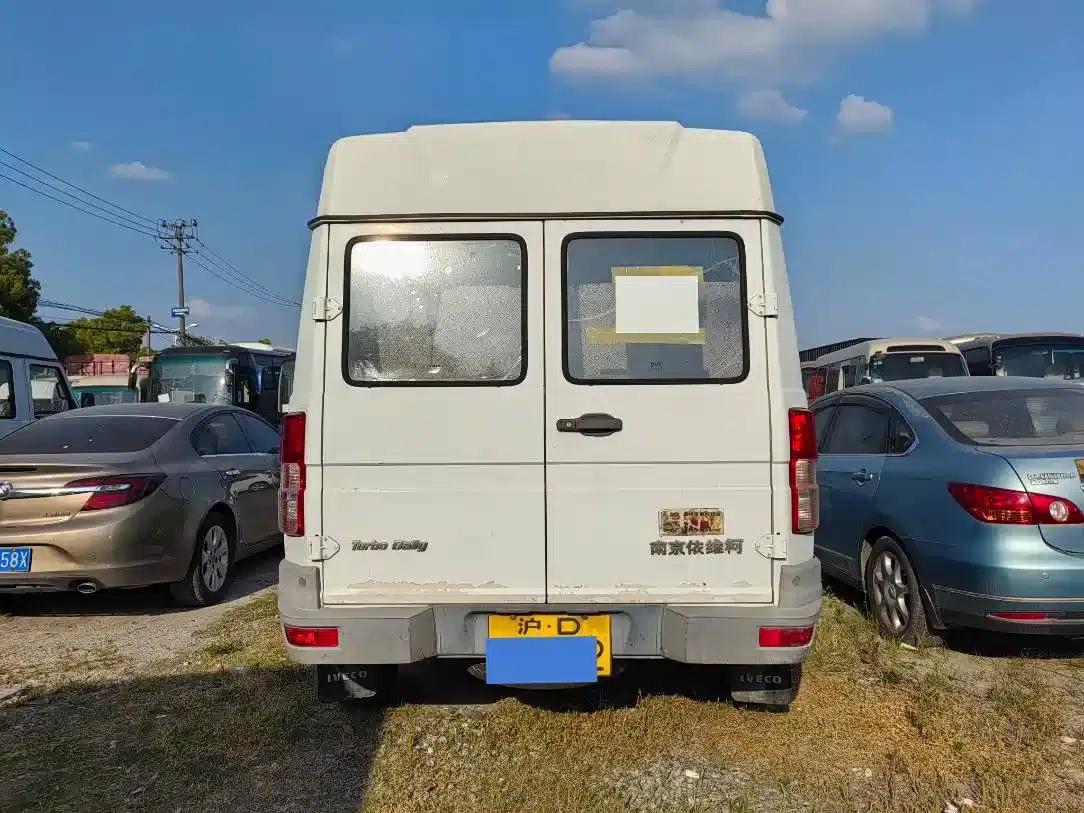 Iveco DeYi 2014 Model 2.8T-A35 NJ6495ACZ43S4 — миниатюра 6